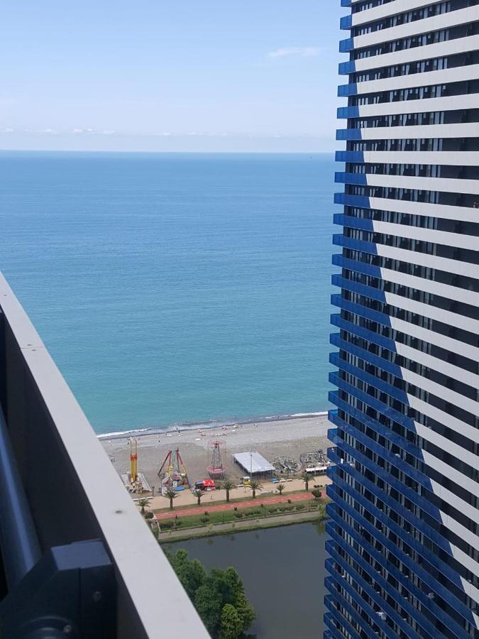 Orbi City- Twin Towers Corpus C Батуми Екстериор снимка